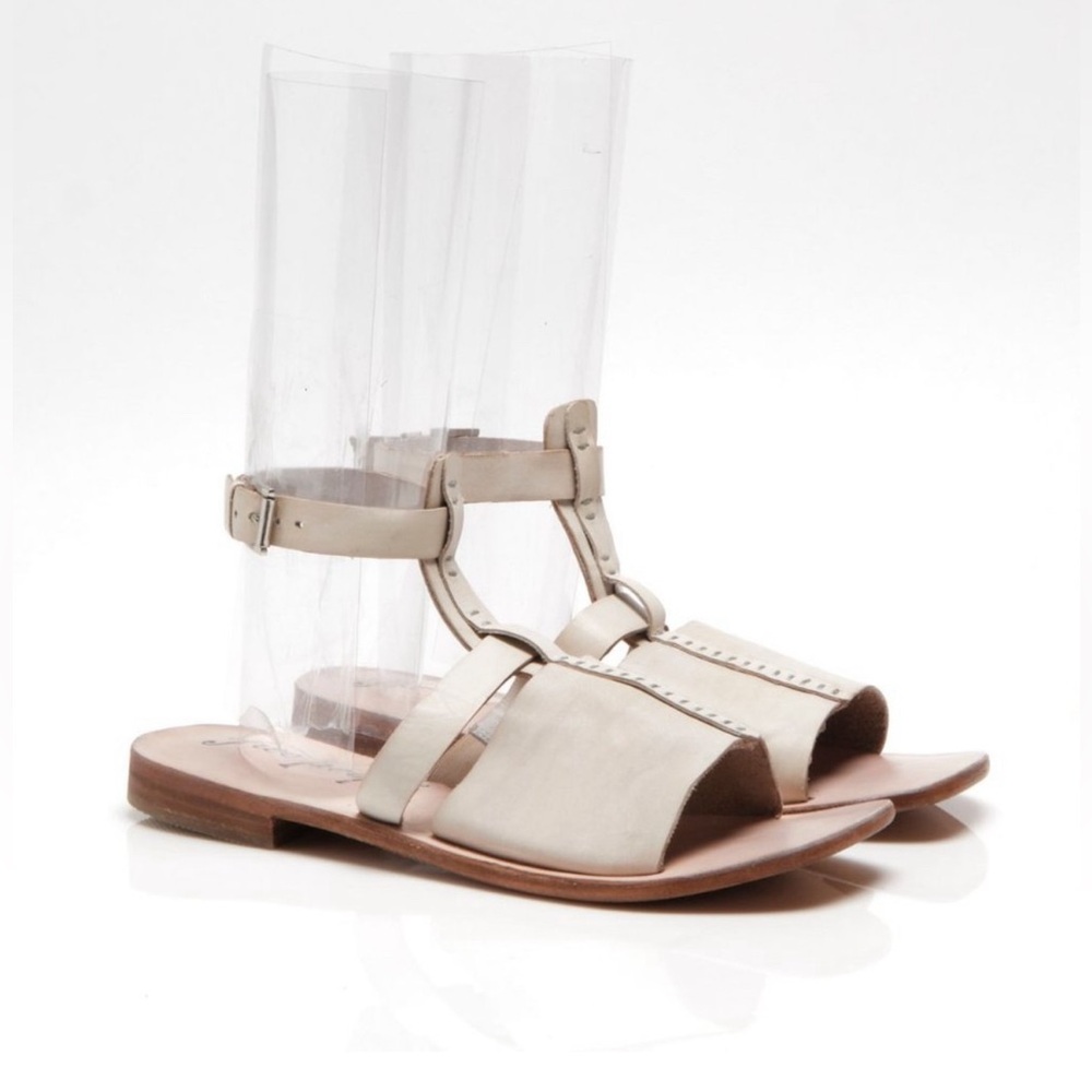 🆕 FREE PEOPLE Long Weekend Sandals / Off White